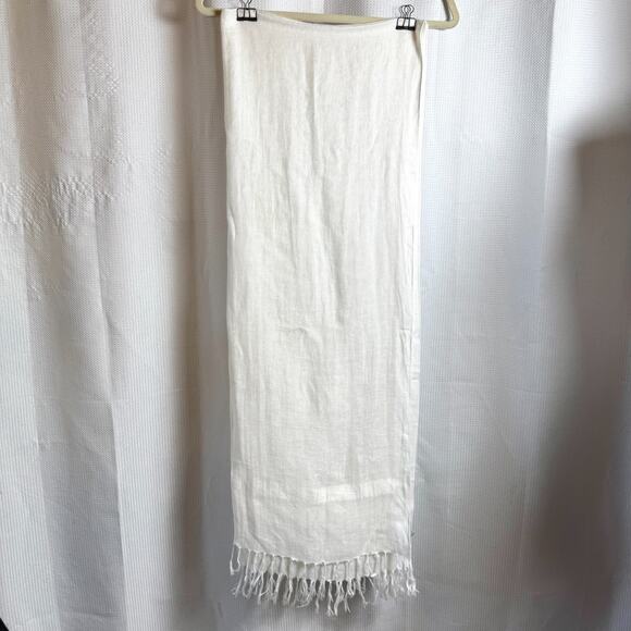 Beautiful Nordstrom Long Linen Blend Ivory Scarf Wrap Fringe 28x80" Boho EUC - Picture 3 of 8